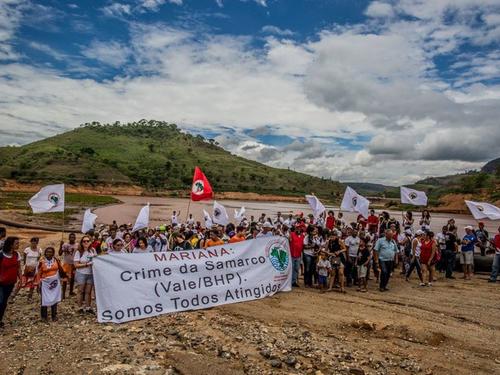 At the Candonga Dam - an accident waiting to happen in Rio Doce (MG) Photo Credit: Leandro Taques (MAB)